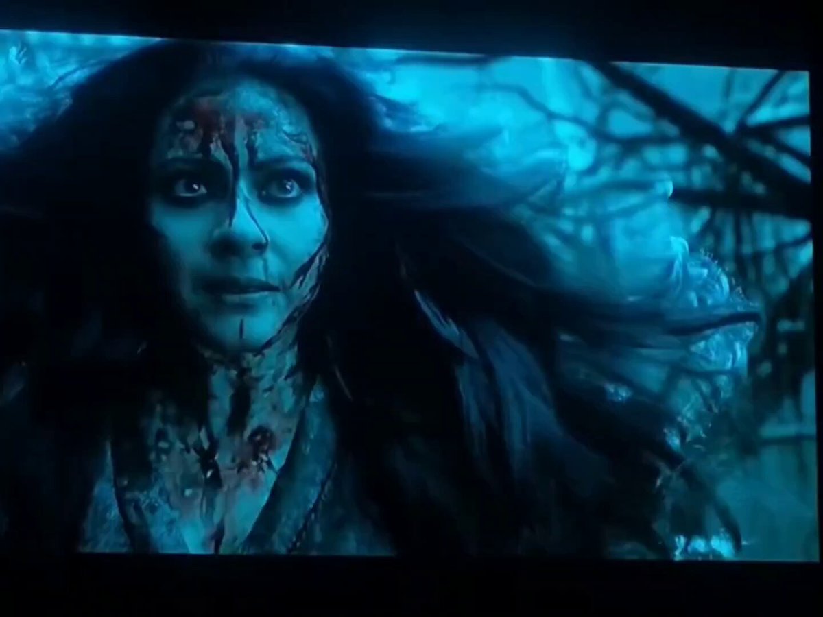 Just watched this scene from Stranger Things Volume 2 — Kajol ji was surprisingly good.