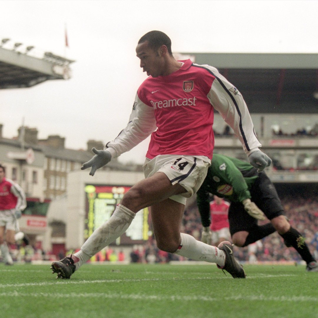 📅 OTD in 2000... Thierry Henry scored the first of his nine hat-tricks for The Arsenal ❤️