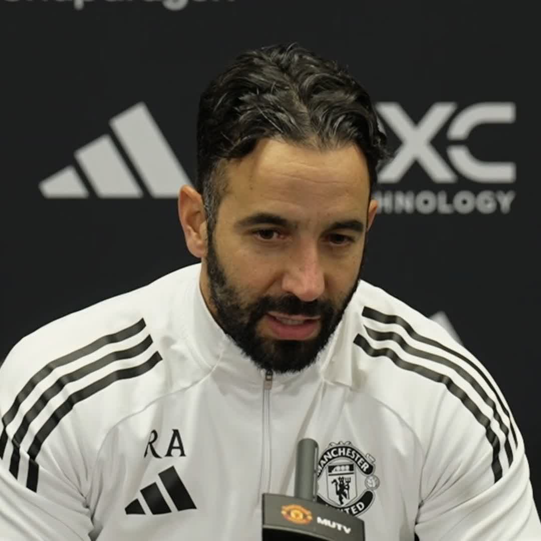 "We can play a different way, to play a perfect 3-4-3 we need to spend a lot of money and need time" Man United boss Ruben Amorim says "maybe he has to adapt" his tactics after acknowledging it will be difficult to adopt the idealised version of his preferred 3-4-3 formation 🔴