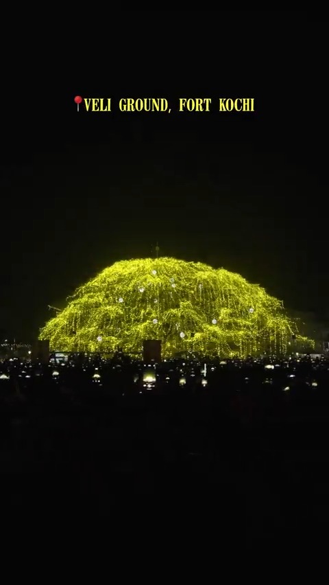 Kochi lives it up under the Big Tree! This 400‑year‑old tree at Veli Grounds in Fort Kochi is where festive lights, laughter and community spirit come together. #ChristmasInKerala #StateOfHappiness #KeralaTourism