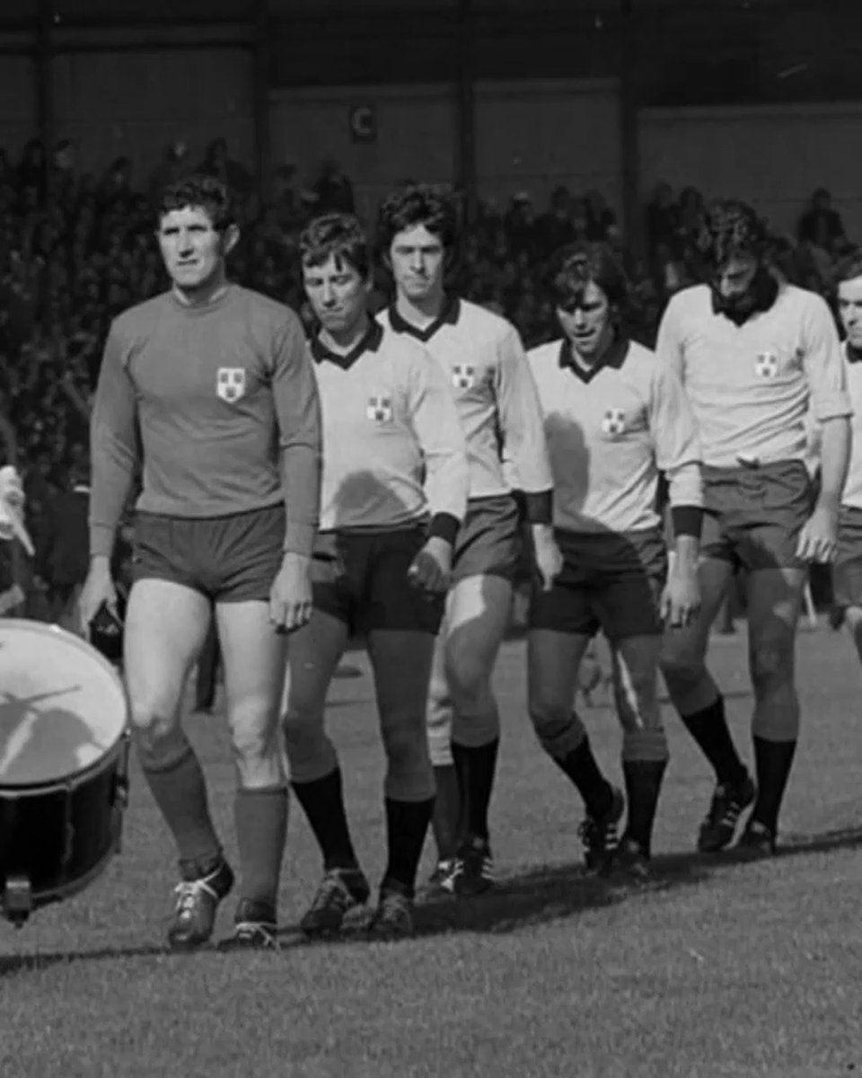 "Now the city was buying into this thing, and Dublin were now to play in the All Ireland Semi Final" 💙 GAA 70's: Réabhlóid Shóisialta 🏐 Dé Máirt 30/12 📺 21:00 #AnNollaigarTG4 #síannollaigí 🎅🏻
