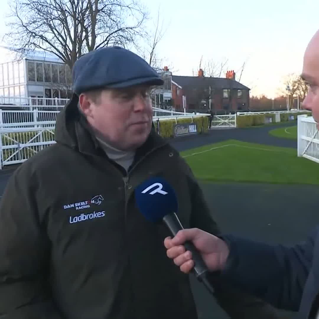 🗣️ "When the hurdles came out, it doesn't quit suit our horses." Dan Skelton Racing on Mydaddypaddy's defeat in the Formby Novices' Hurdle &amp; what the future holds Martin Dixon 👇🏻
