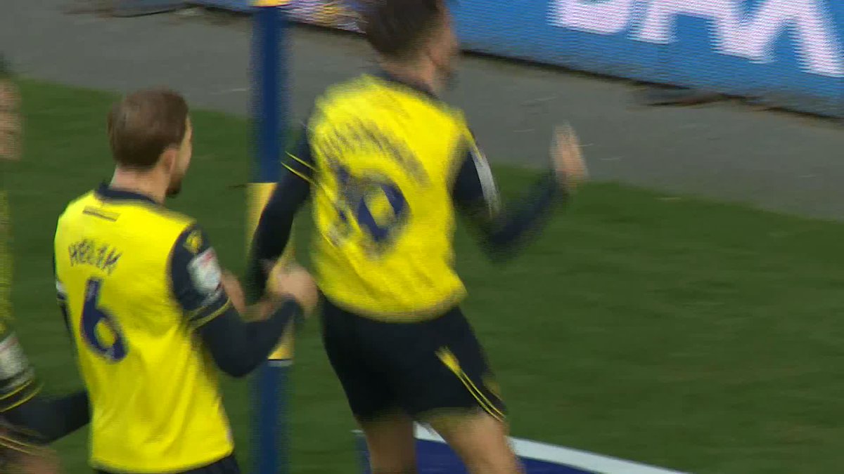 Tyler Goodrham smashes a half-volley past Gavin Bazunu against Southampton! 🚀