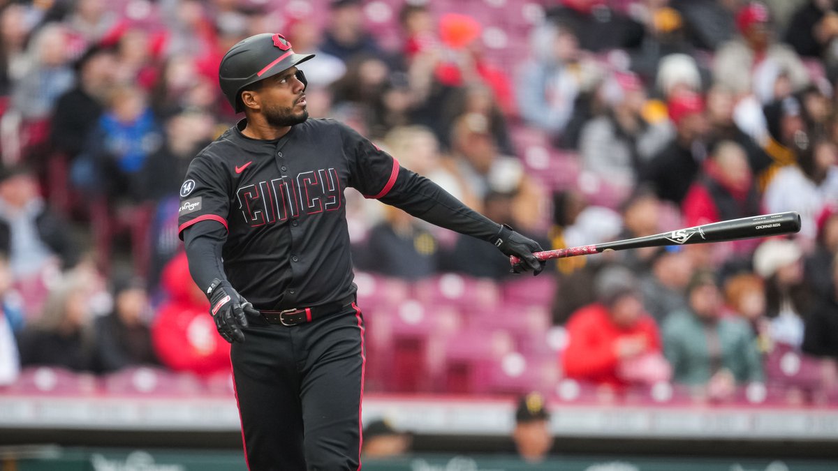 The Reds are paying this man $13 million in 2026. Here’s one of his 2 home runs from 2025