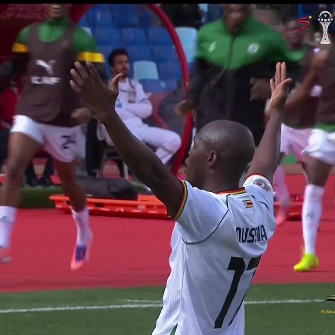 Knowledge Musona has still got it 🤌 He ensures that the Warriors grab a point