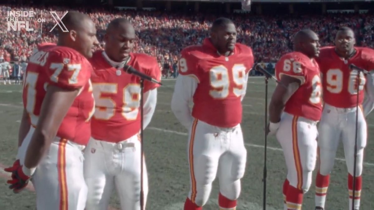 The home of the Kansas City Chiefs 30 years ago this week, these Chiefs players nailed the national anthem 👏
