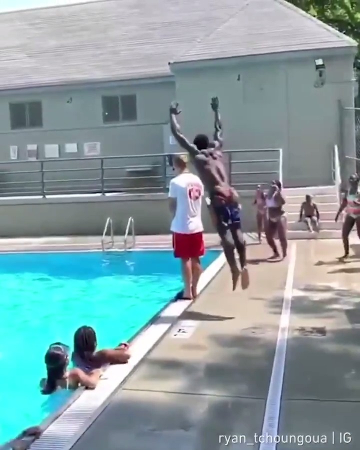 Bro can literally fly 🤯