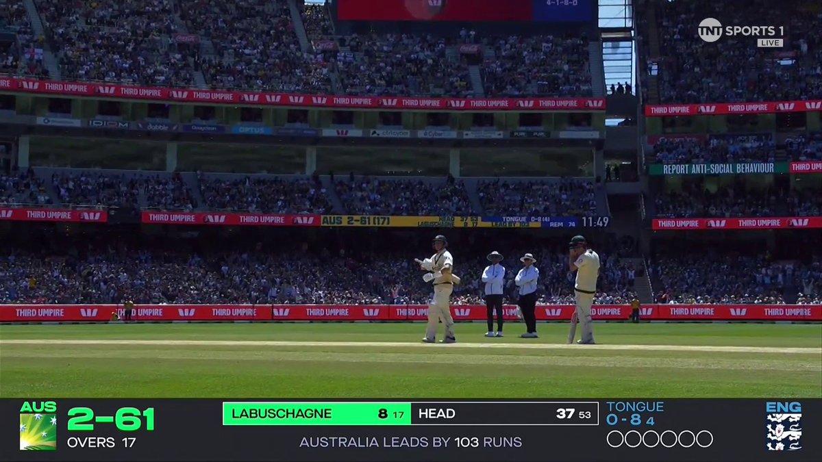 MARNUS LABUSCHAGNE IS GIVEN OUT โ๏ธ But did the ball bounce? ๐ ๐บ Watch #TheAshes LIVE on TNT Sports and discovery+