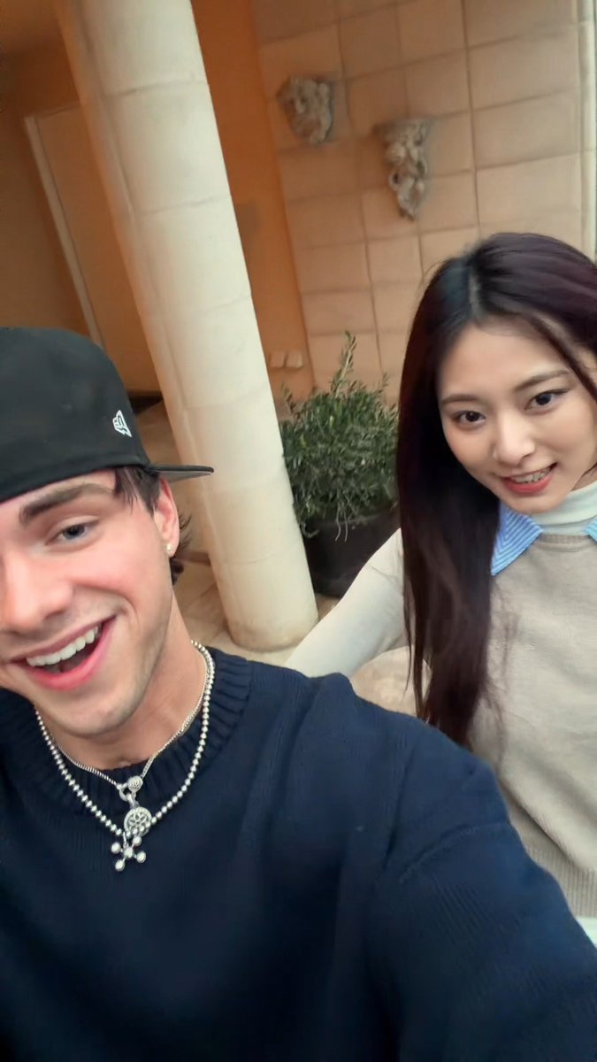 TZUYU AND CORBYN MET UP WHILE SHE'S IN LOS ANGELES OMG