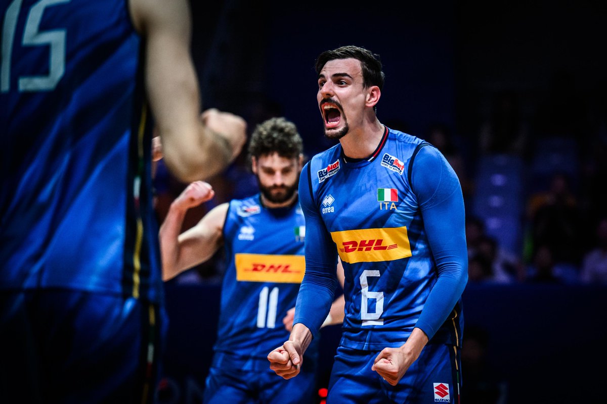 #VNL2025 Recap: SILVER FOR ITALY 🥈 A milestone moment on the world stage as Italy 🇮🇹 claimed their first-ever #VNL medal, finishing with silver 🥈✨ — the opening chapter of a defining 2025 rise 🤩. 📺 Relive it on VBTV: 🏐 #Volleyball #BePartOfTheGame