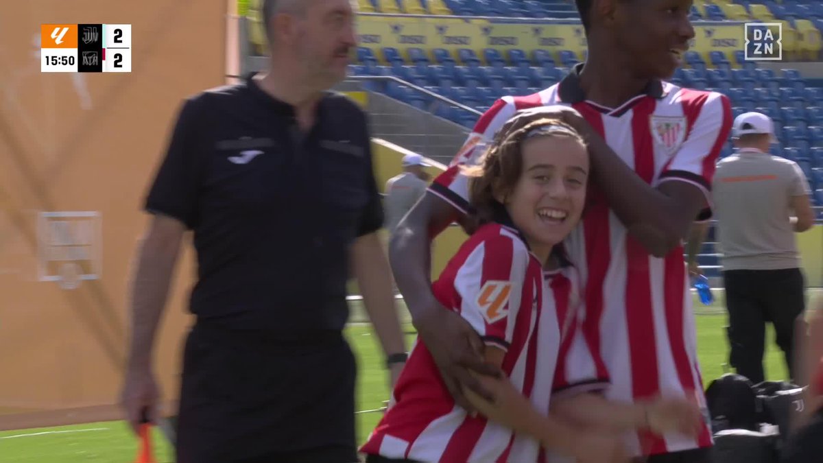 El GOLAZO de Aran Aparicio con el Athletic en LaLiga Futures 😳🚀