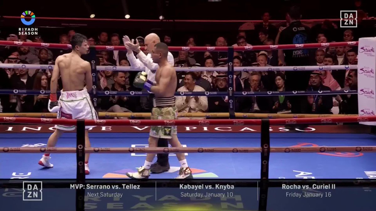 激闘を終えた中谷潤人とセバスチャン・ヘルナンデス！ 中谷が接戦を制して3-0の判定勝ちに！