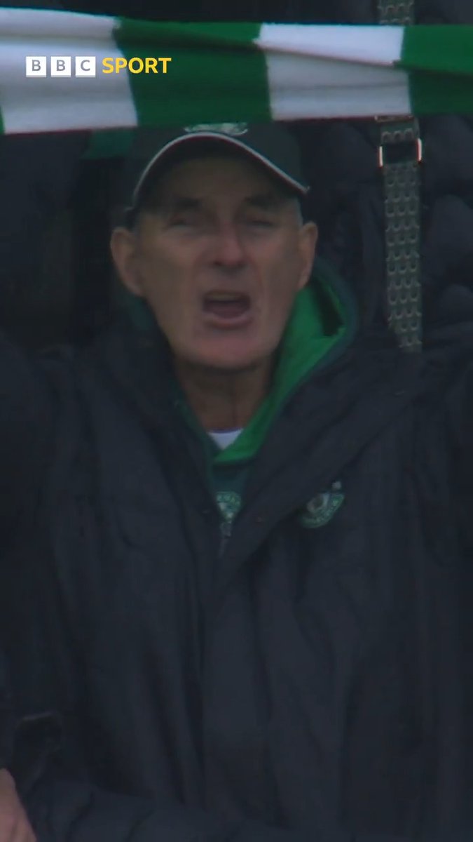 Sit back and enjoy one of the best anthems in football 🎶 The Hibs fans belt out Sunshine on Leith after an enthralling Edinburgh derby win 🙌 #BBCFootball