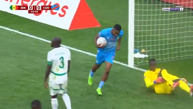 ⚽️ 𝗖𝗘́𝗗𝗥𝗜𝗖 𝗕𝗔𝗞𝗔𝗠𝗕𝗨 🇨🇩 𝗘𝗡 𝗥𝗘𝗡𝗔𝗥𝗗 𝗗𝗘𝗦 𝗦𝗨𝗥𝗙𝗔𝗖𝗘𝗦, 𝗢𝗨𝗩𝗥𝗘 𝗟𝗘 𝗦𝗖𝗢𝗥𝗘 𝗙𝗔𝗖𝗘 𝗔𝗨 𝗦𝗘́𝗡𝗘́𝗚𝗔𝗟 🇸🇳 !!! 🤩 LES LIONS DE LA TERANGA ONT CRAQUÉ !!! 🎥 beIN SPORTS