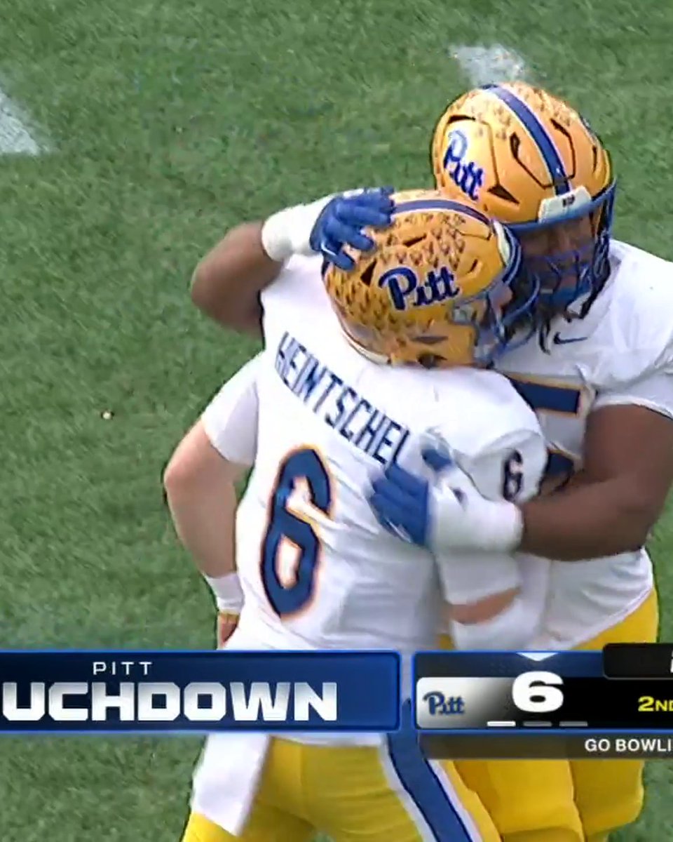 OFF HIS BACK FOOT AND THEN THE UNREAL TD CATCH 🔥 Watch the Go Bowling Military Bowl on ESPN and the ESPN App 🍿