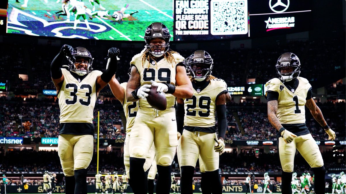 Let's close out December strong 💪 #Saints | NÜTRL Vodka Seltzer