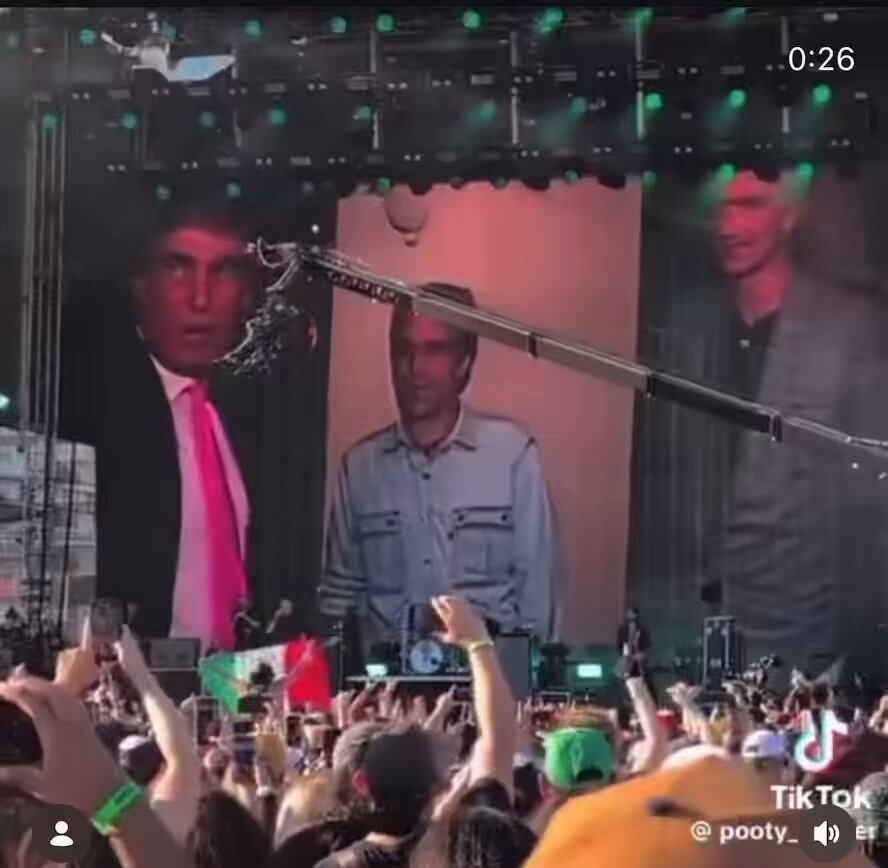 La banda Dropkick Murphys (qué grande) proyectó un montaje de video que vincula a Donald Trump y Jeffrey Epstein durante su más reciente concierto… 😎
