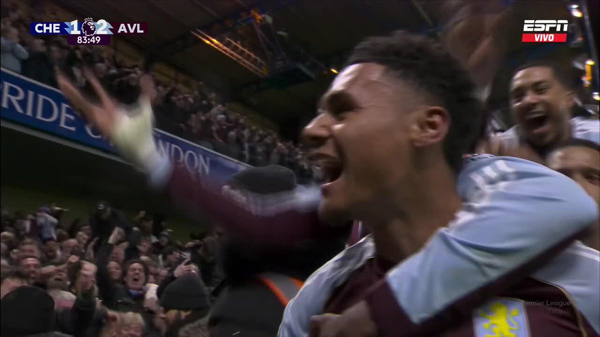 🏴󠁧󠁢󠁥󠁮󠁧󠁿🔥 DOBLETE de Ollie Watkins para que Aston Villa le REMONTE al Chelsea en Stamford Bridge. Ya son ¡ONCE TRIUNFOS CONSECUTIVOS! entre todas las competencias para los de Emery, que están a TRES PUNTOS del líder, Arsenal. 😮‍💨