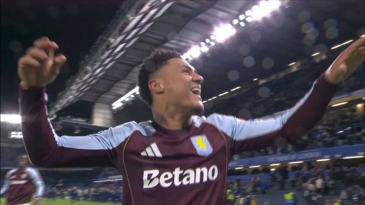 “That was one of the great impacts from a sub in Premier League history!” The Aston Villa players and fans are loving it at full-time! 🥳