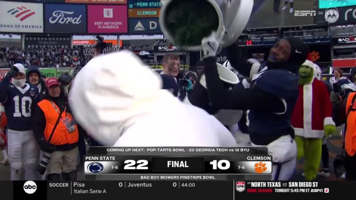How about a grass clippings celly for Terry Smith 😆 He makes history as the first Penn State Football interim HC to win a Bowl Game ‼️