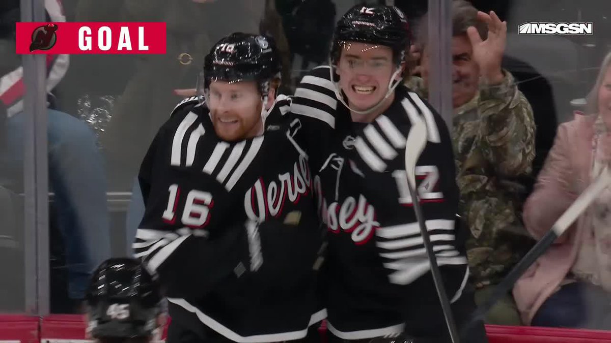 DEVILS HIT THE ALLEY OPP PASS FOR THE EVENTUAL GOAL OH MY 😱🚨