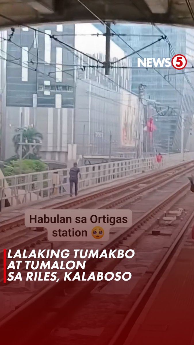 HABULAN SA MRT Arestado ang isang lalaking pasahero ng MRT-3 Ortigas Station, matapos siyang magtatakbo at tumalon sa riles ng tren nitong Biyernes, December 26, 2025. Ayon sa MRT-3 Safety and Security Unit (SSU), bumili ang naturang pasahero ng northbound ticket, pero pagdating sa platform ay bigla siyang tumakbo, tumalon sa riles, at nagpatuloy sa pagtakbo sa patungo sa Shaw Boulevard Station. Naaresto ang pasahero sa bagong tayong footbridge. Nahaharap siya ngayon sa kasong alarm and scandal at resisting arrest.