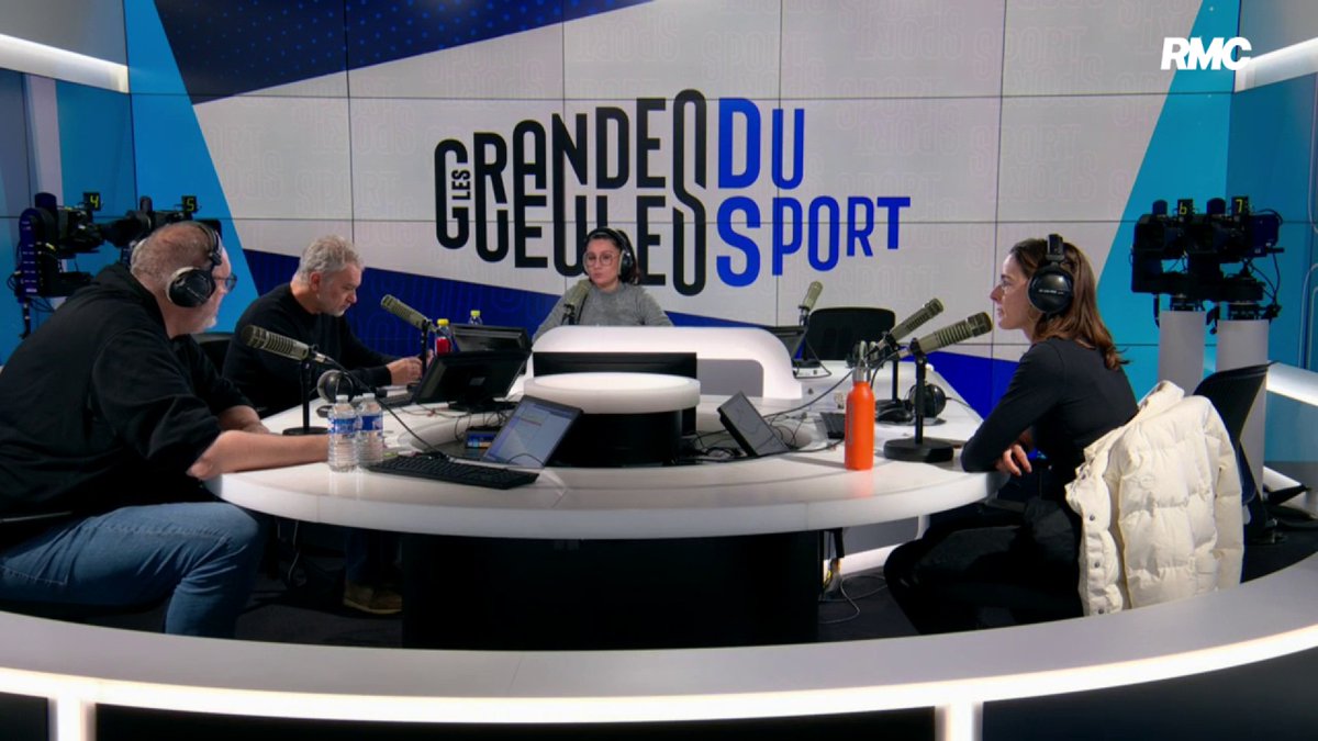 🏀🇫🇷 Wemby doit-il faire attention à son image pour être le plus grand ? Fred Weis : "Ca fait partie de la culture dans le basket. C'est une superstar en NBA, il a le droit de faire du trashtalk. Il est sifflé dans les stades, c'est un rêve pour tous les basketteurs."