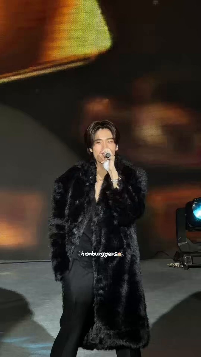 ยอมให้เทอคนเดียวแค่คนนี้พอ⭐️ PHUWIN 1ST FANCON NANNING #phuwintang #PhuwinFanconinNanning