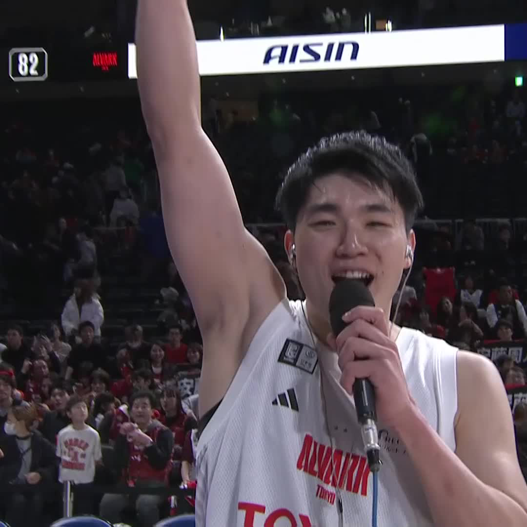 IGアリーナでも 「イェーーーーイ✌('ω')✌ 」 解説・柏木さん「東京でのいつものイェーイお願いしまーす!」 ナイスなフリをありがとうございます🤭 そして現地でもコーレスありがとうございました👏 安藤 周人(Shuto Ando) #アルバルク東京 #GRITUP #Bリーグ