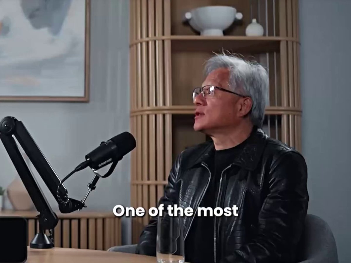 $NVDA CEO Jensen Huang on using AI early in your career: The people who stand out aren’t the ones asking AI random questions but the ones asking how AI helps them do their job better. That advice matters right now since younger grads are feeling the job market the most with unemployment for ages 20–24 jumping to 9.2% which is a level usually seen in recessions.