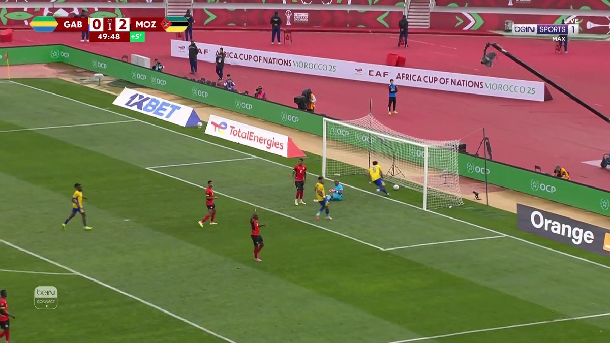 ⚽️🇬🇦 أوباميانغ يقلص الفارق بتسجيله الهدف الأول لمنتخب الغابون #كأس_أمم_إفريقيا