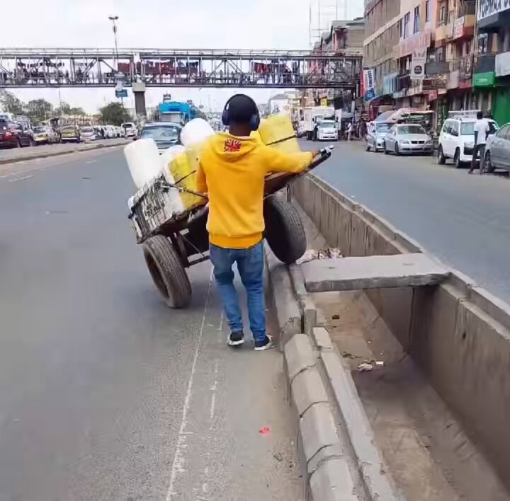 At what point in life did he realize he could do this? 😹😹😹