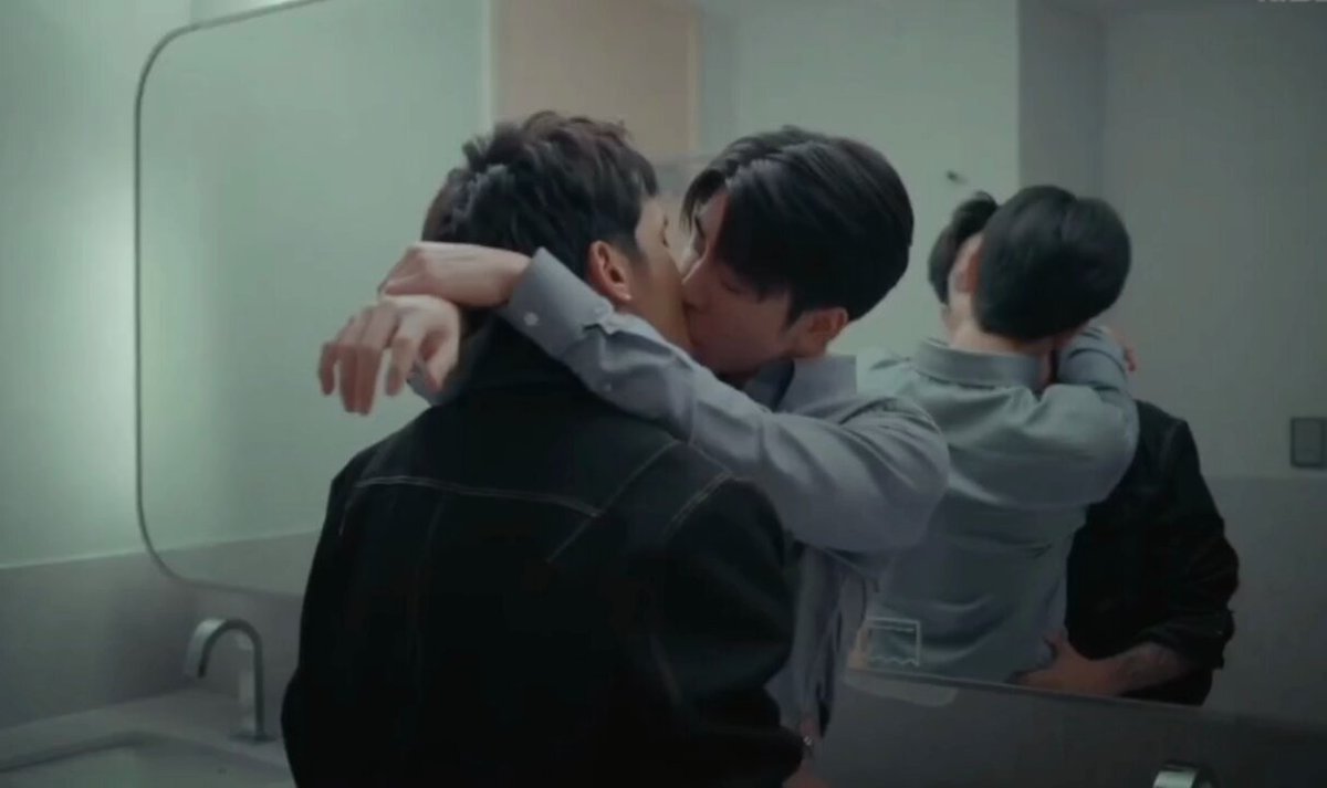 Reloved EP 5 #RELOVED_EP5 #Relovedseries #RelovedTheSeries #Kiss #BL #BoysLove #RELOVEDEP5 👉
