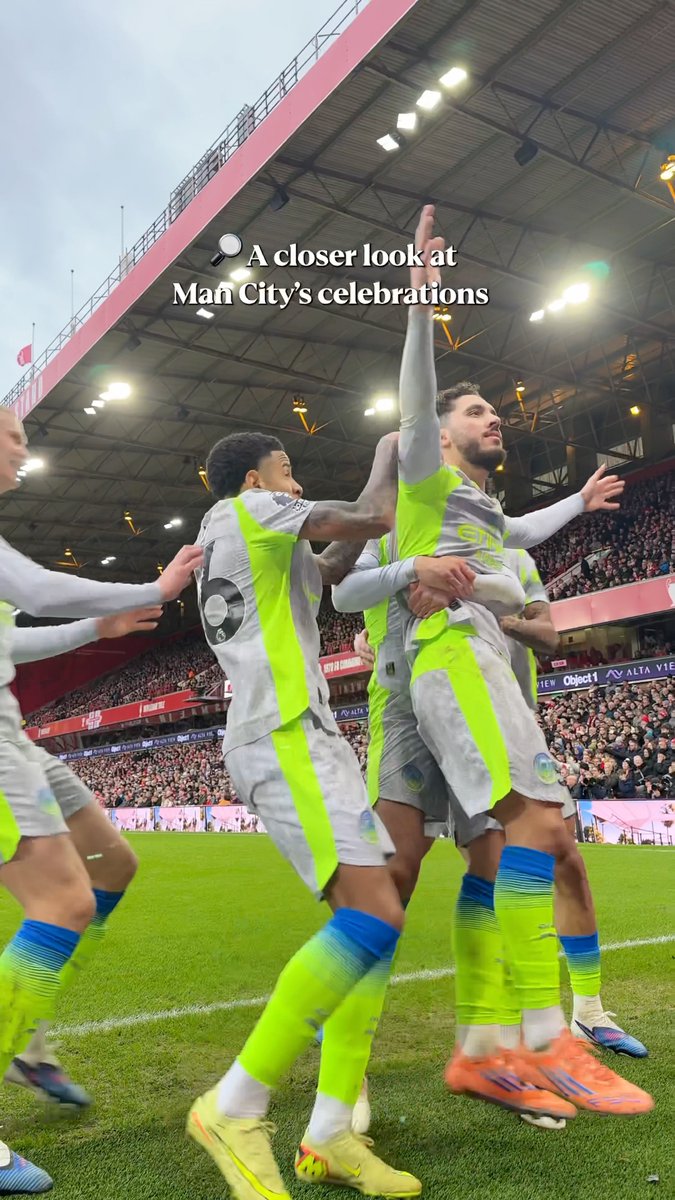 Absolutely love these celebrations but I cracked up when Ruben grabbed Bernardo on 20s, for no reason and flung him back onto the pitch 😂