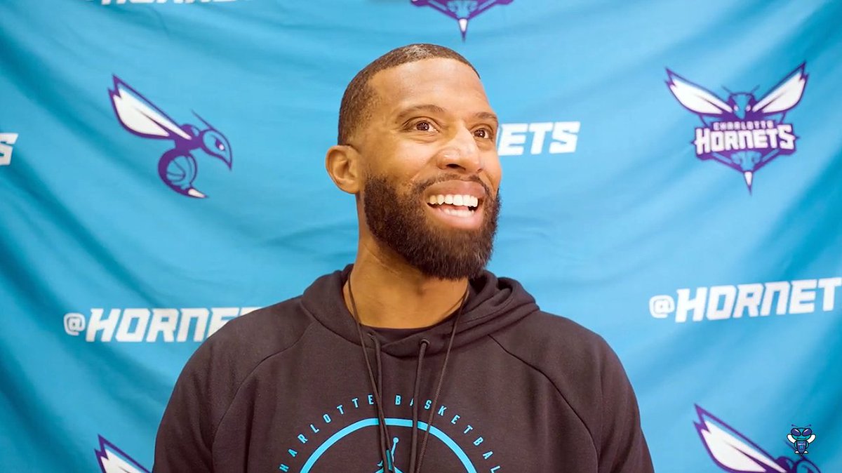 🎙️ Charles Lee: "...with Kon (Knueppel) being out, Josh Green and Tre Mann might see some extended minutes." "We'll see what we do to get creative and piece together some things, but I've also been really impressed with Tidjane (Salaun)'s growth and development."