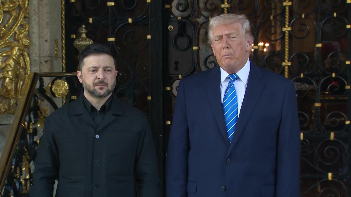 President Donald Trump said he had a “good and very productive” phone call with Russian leader Vladimir Putin just before he began a face-to-face meeting with Ukraine’s president