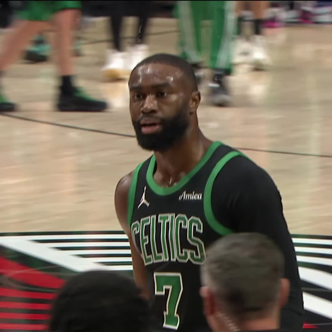 Jaylen Brown, YOU are THAT guy 😤