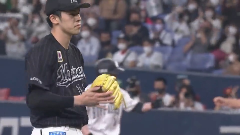 #福田周平 前回完全試合を喫し、なお佐々木朗希の連続アウト記録が52人に伸びていたこの試合 1番打者として最初に対峙し、初球159㌔を引っ張ったこの安打が忘れられない 粘りに粘って出塁を勝ち取るだけでなく、状況次第で随所に割り切る強さを持つ欠かせない選手だった