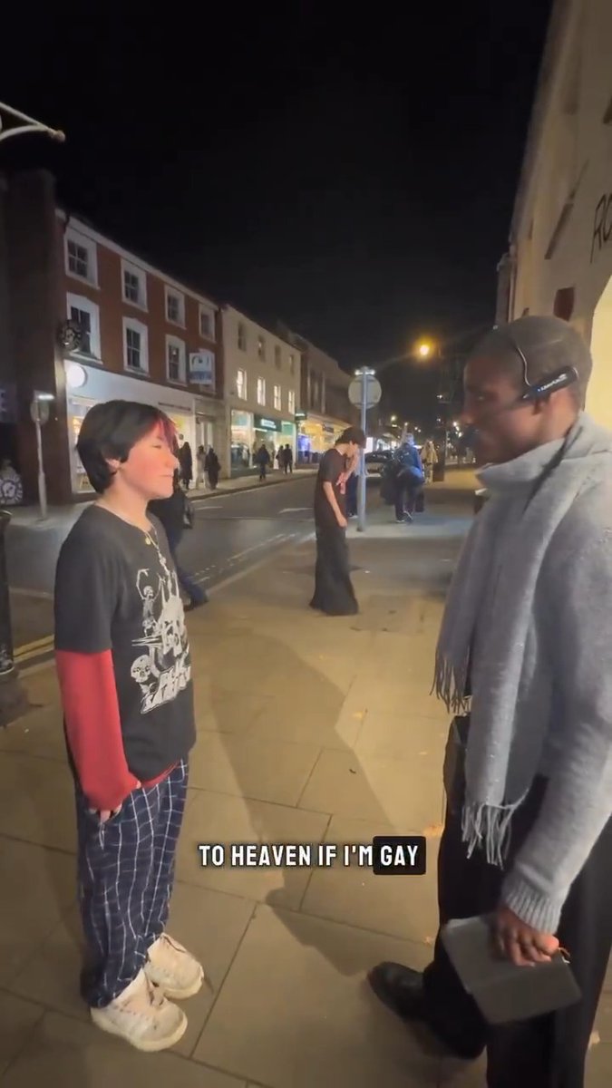 "I'm straight now". That boy just prophesied over himself