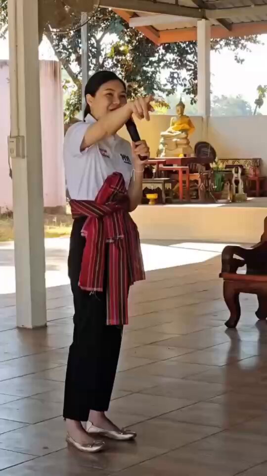 ว่าด้วยเรื่องรูปคู่บนรถแห่ 🤣 8 ก.พ. 69 #ร้อยเอ็ดเขต5 เข้าคูหา 📍กา เบอร์ 6️⃣ เอา #จิราพรสินธุไพร ไปรับใช้ 📍กา เบอร์ 9️⃣ เอา #พรรคเพื่อไทย เป็นรัฐบาล