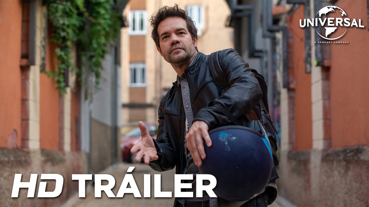 ¿Superpoderes? Sí. ¿Responsabilidad? Ninguna. Juan Dávila protagoniza #CastigoDivino ¡6 de febrero exclusivamente en cines!