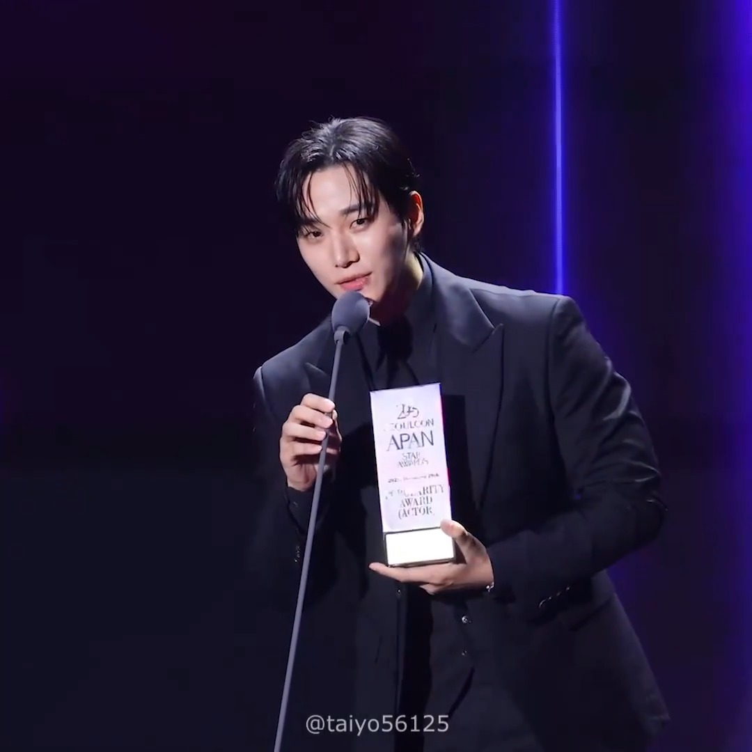 251229 APAN 프리뷰 영상 《 남자배우 인기상 + 글로벌 스타상 》 수상🎉 #준호 #JUNHO #이준호 #LEEJUNHO