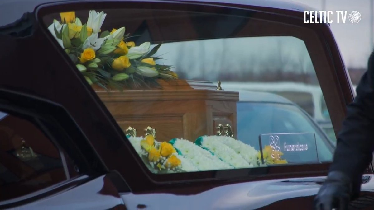 Earlier today, the funeral cortege made its way along the Celtic Way in honour of Celtic legend Dixie Deans. RIP, Dixie. You’ll Never Walk Alone 💚