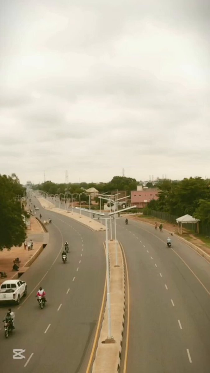 Some people might think this is Los Angeles in GTA, but it’s actually a city in Northwestern Nigeria 🇳🇬🥱