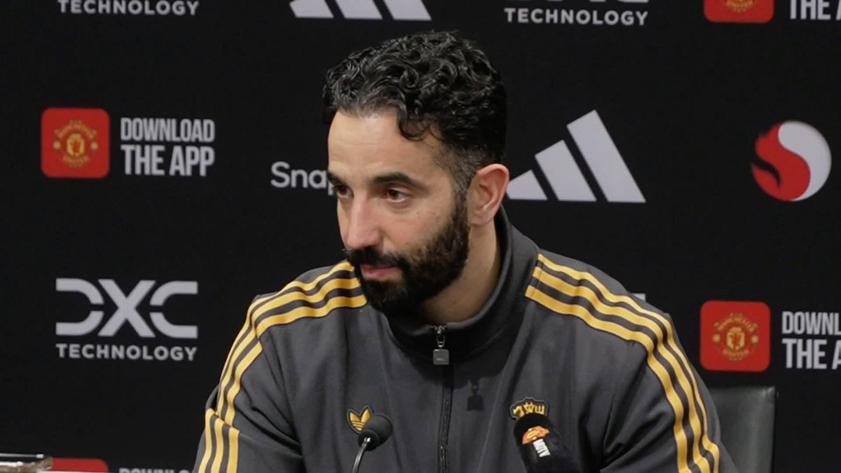 "We are going to become a better team, we're not going to play all the time with three defenders" 💬 Ruben Amorim reflects on his decision to change his system to a back-four and believes it's a sign that he now has a better team to change his philosophy 🔴