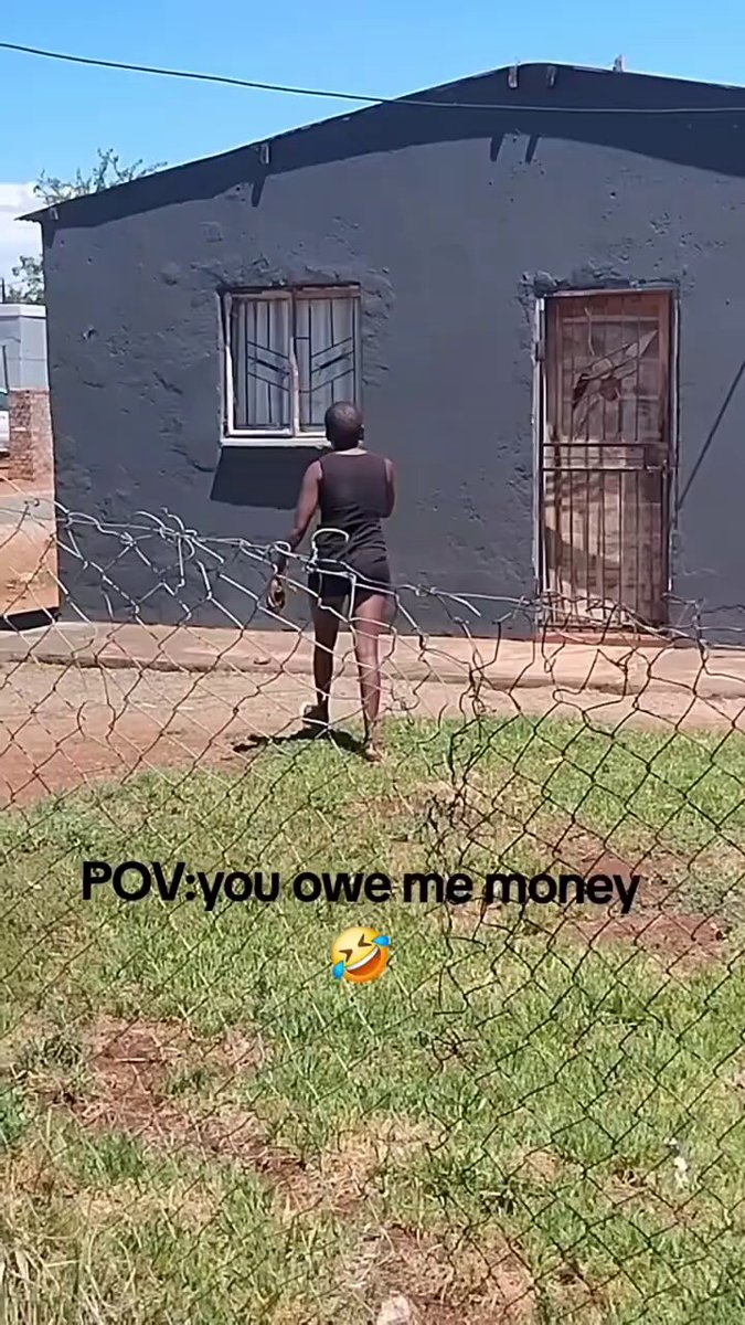 The person walking out of the house looks so unbothered 😭😭