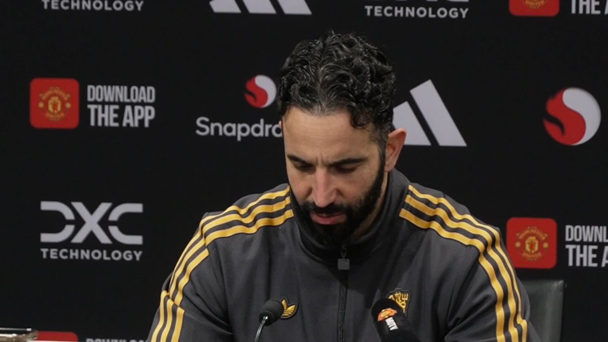 "The principles are the same, we can change the system" Ruben Amorim says that his players are now able to play the way he wants them to 🧠
