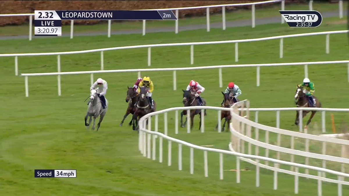 NINE Grade 1s! Lossiemouth lands the December Hurdle from Brighterdaysahead for Paul Townend and Willie Mullins 👏 Leopardstown RC