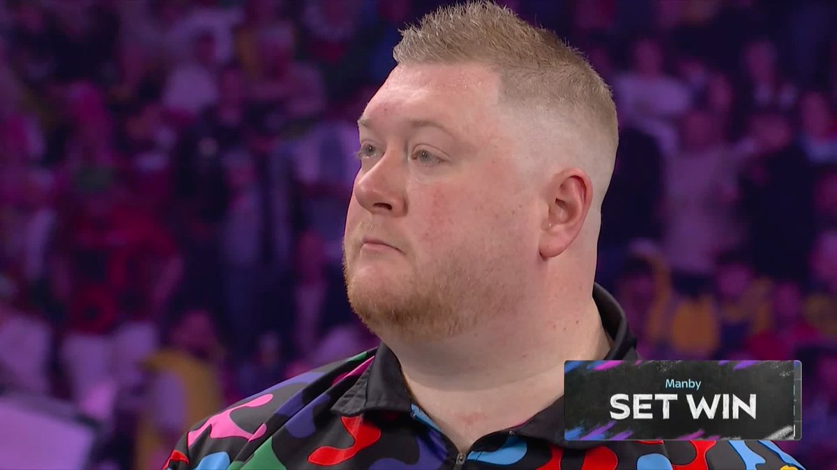 MANBY TURNS IT AROUND! Charlie Manby comfortably the better player in this set, allowing the 20-year-old to take a 3-2 lead against Ricky Evans and puts him in pole position to win this match! 📺 #WCDarts | R3