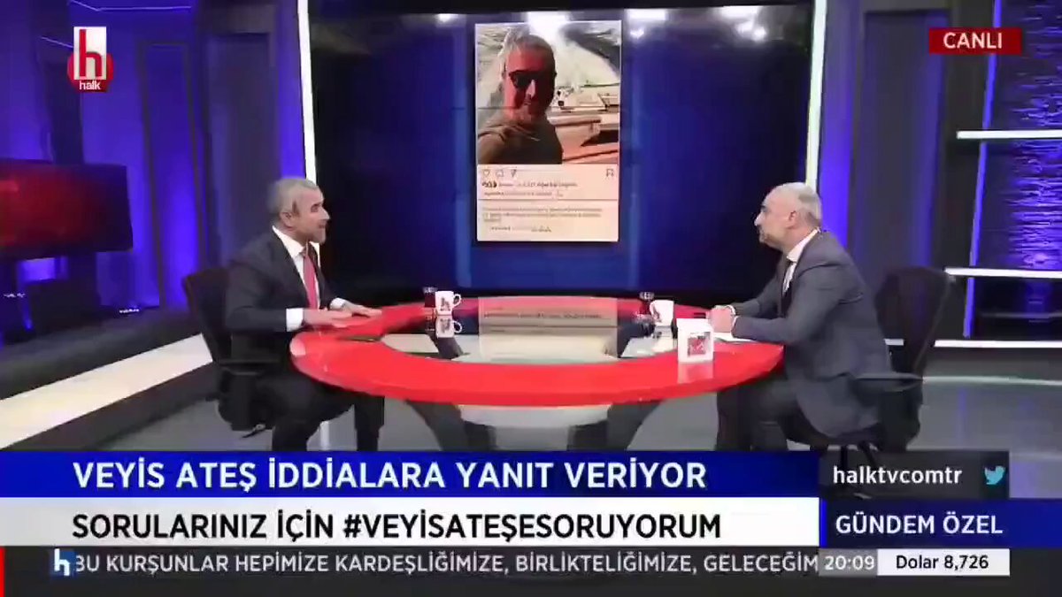 237 hafta önce pazartesi savcılığa gideceğini söyleyen ve gitmeyen anonsçu veys ateş uyuşturucu soruşturması kapsamında Pazartesi yani bugün tutuklamış. İlahi adalet gecikir ama şaşmaz. Sedat Peker